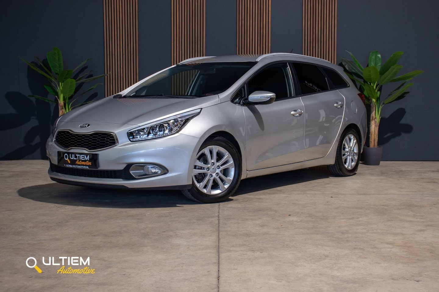 Kia Cee'd Sportswagon - 1.6 GDI ExecutiveLine | TREKHAAK*CRUISE - AutoWereld.nl