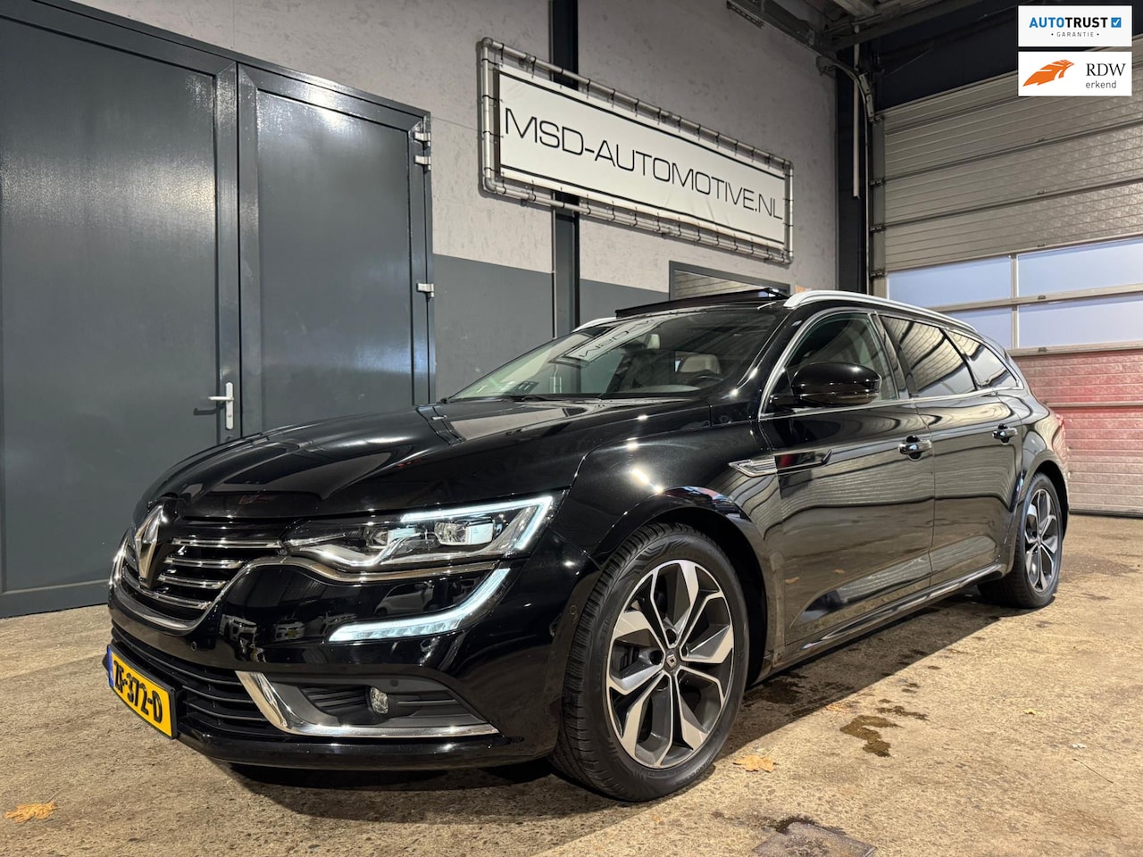 Renault Talisman Estate - 1.6 TCe Intens Trekhaak 200pk Panoramadak Camera - AutoWereld.nl