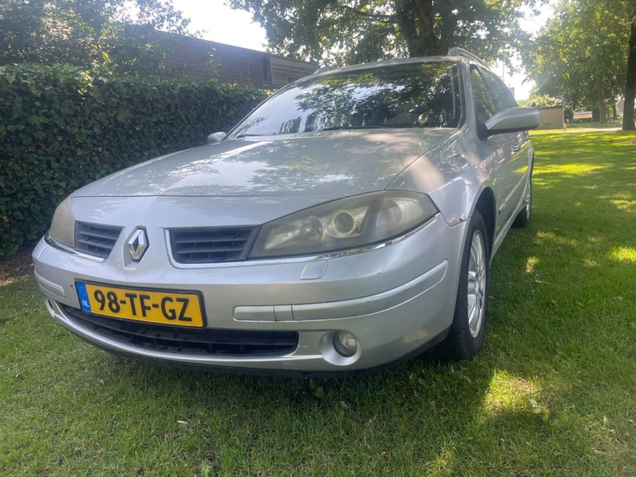 Renault Laguna Grand Tour - 2.0-16V Turbo, export - AutoWereld.nl