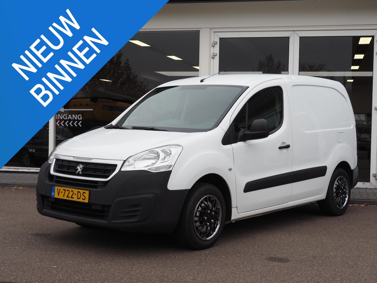 Peugeot Partner - 122 1.6 BlueHDi 75 L1 Pro 122 1.6 BlueHDi 75 L1 Pro - AutoWereld.nl