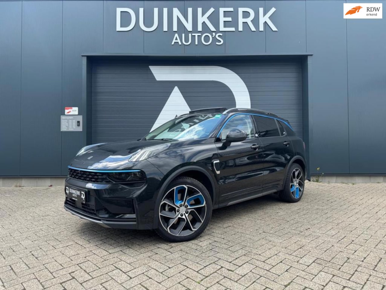 Lynk & Co 01 - 1.5 Plug- in Hybrid | Pano | Stoelverwarming | Carplay | Keyless | 360 Camera - AutoWereld.nl
