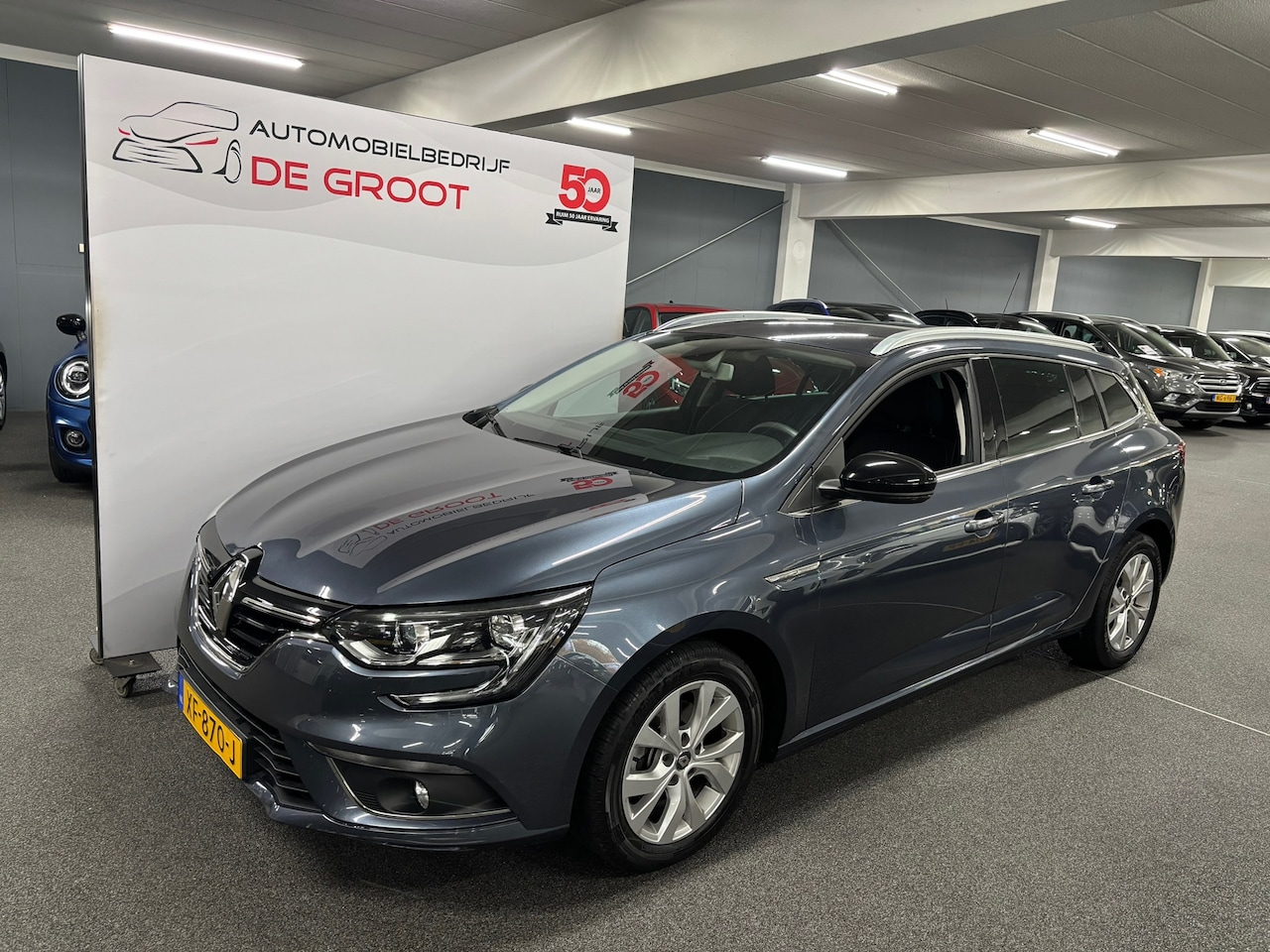 Renault Mégane Estate - 1.3 TCe Limited met Navigatie & Apple/Android Carplay - AutoWereld.nl