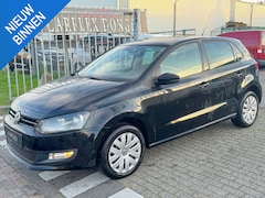 Volkswagen Polo - 1.4-16V TEAM