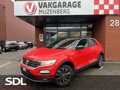 Volkswagen T-Roc - 1.0 TSI Sport // ADAPT. CRUISE // DODEHOEK // NAVI // APPLE-ANDROID AUTO // PDC V+A //