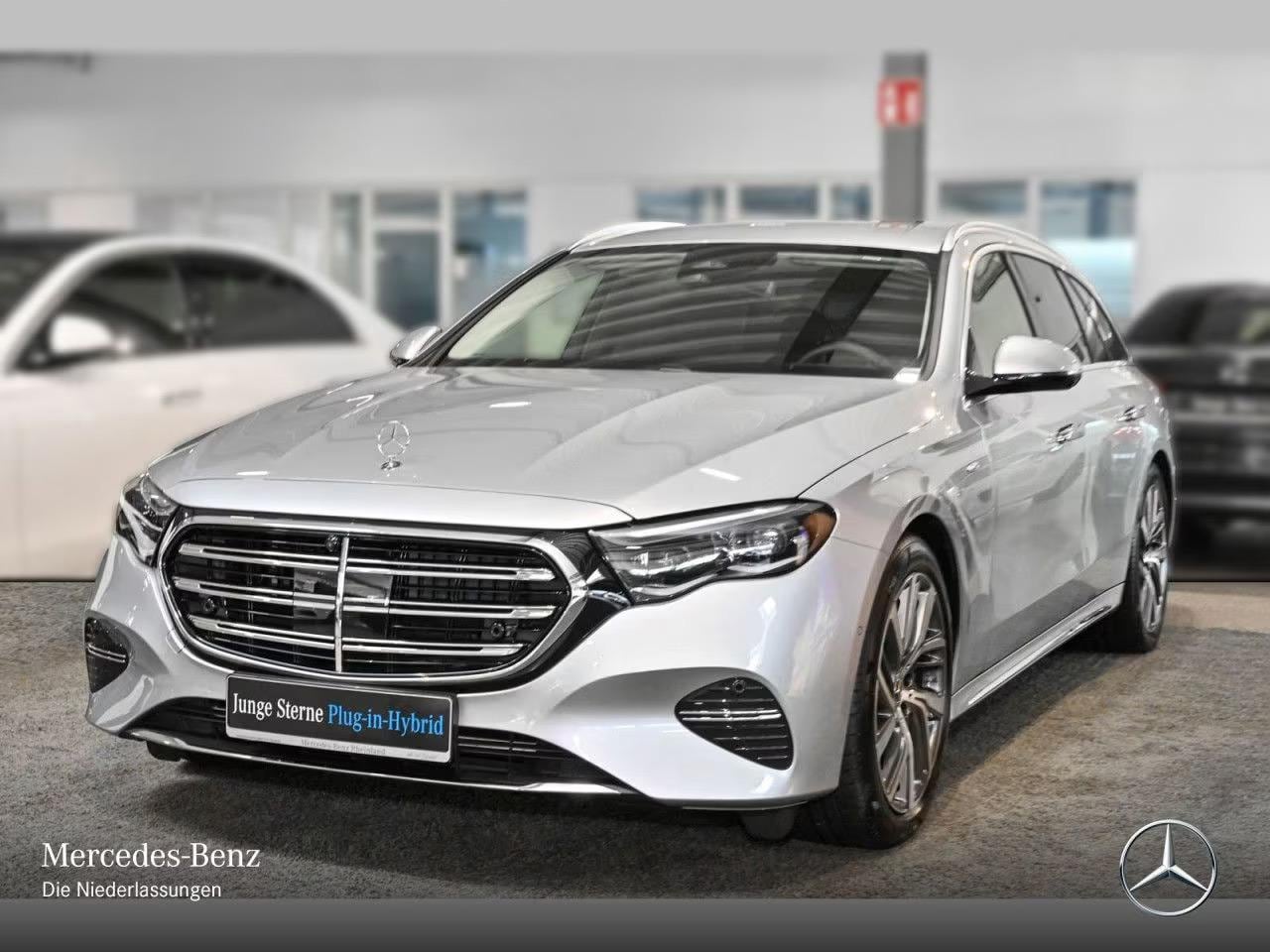 Mercedes-Benz E-klasse Estate - 300 e Luxury Line 300 e Luxury Line - AutoWereld.nl