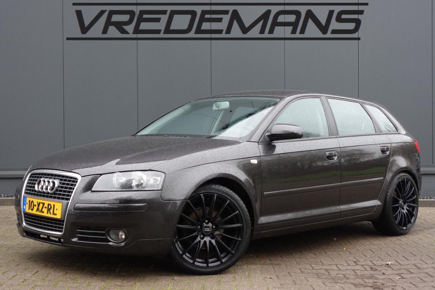 Audi A3 Sportback - 1.6 FSI Attraction Pro Line 1.6 FSI Attraction Pro Line - AutoWereld.nl