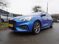 Ford Focus Wagon - 1.0 EcoBoost 125pk ST Line X Business Trekhaak Apple Carplay