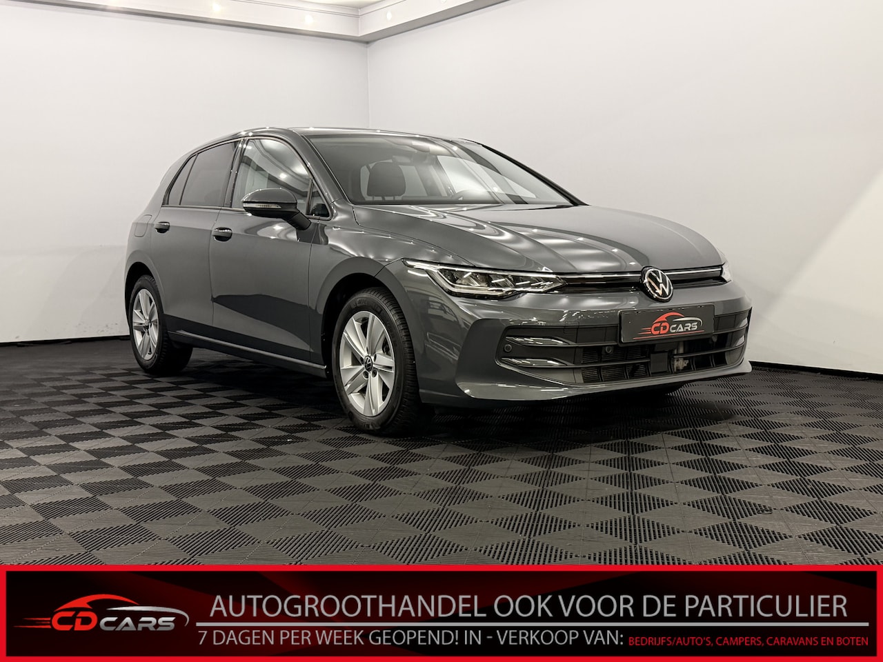Volkswagen Golf - 1.5 TSI Life Business Clima, Apple carplay, Parkeersensoren, Stoelverwarming, Sfeerverlich - AutoWereld.nl
