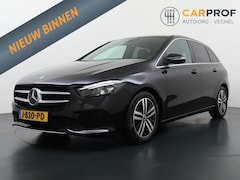 Mercedes-Benz B-klasse - 200 Business Solution Luxury Trekhaak | Camera | Navigatie | Automaat |