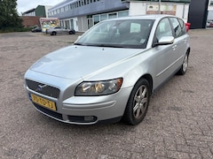 Volvo V50 - 2.4 Edition II Motor Kapot