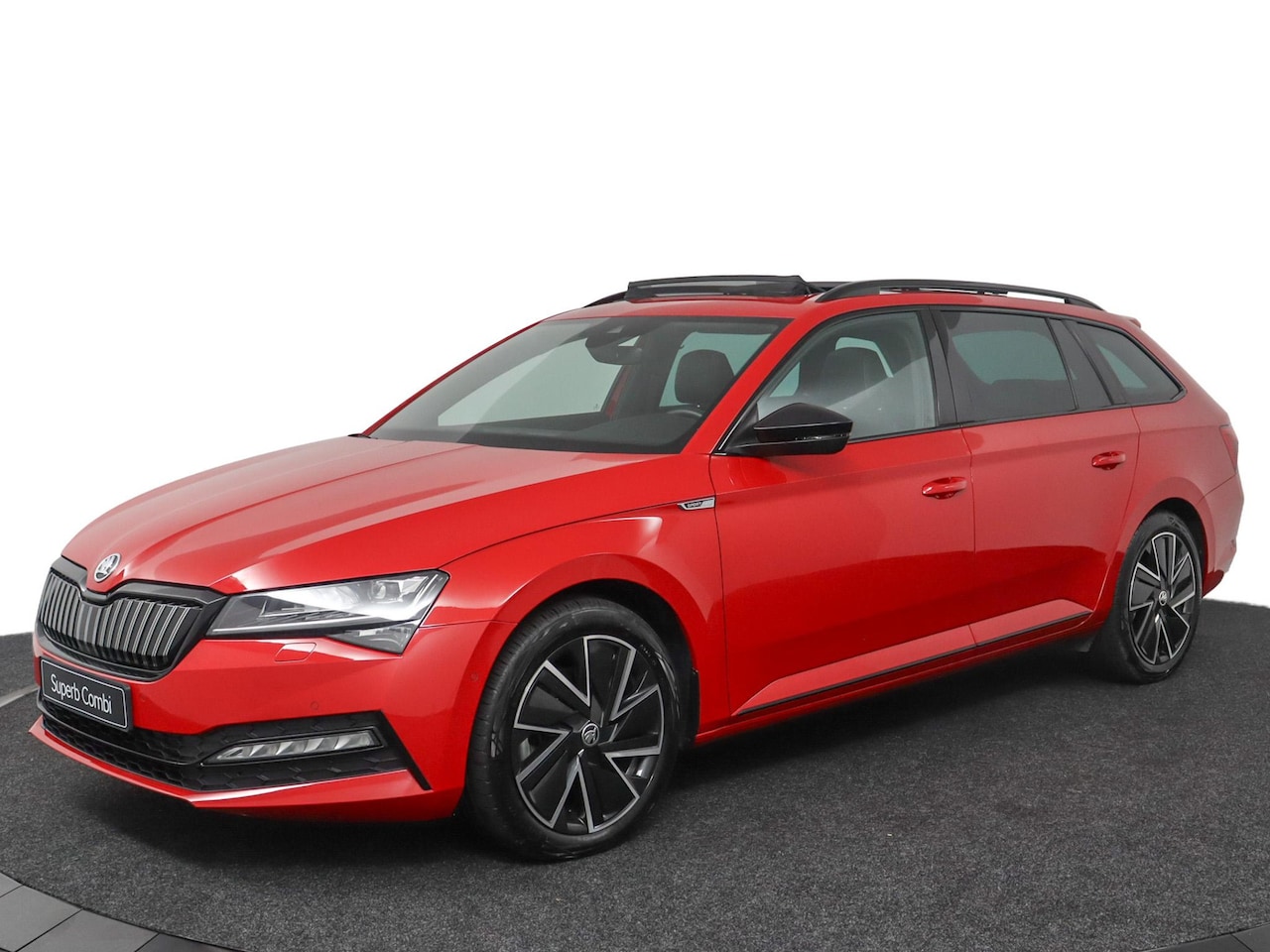 Skoda Superb Combi - 1.4 TSI iV 218Pk Sportline Business / Pano-Dak / Leder / Adap.Cruise - AutoWereld.nl