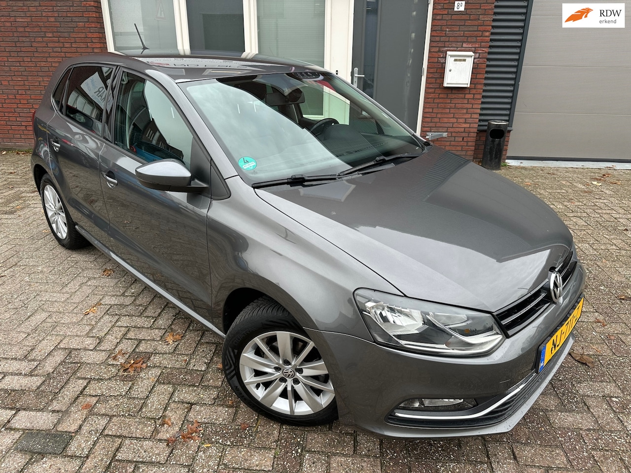 Volkswagen Polo - 1.2 TSI Edition / Clima / 5DRS / Bluetooth - AutoWereld.nl