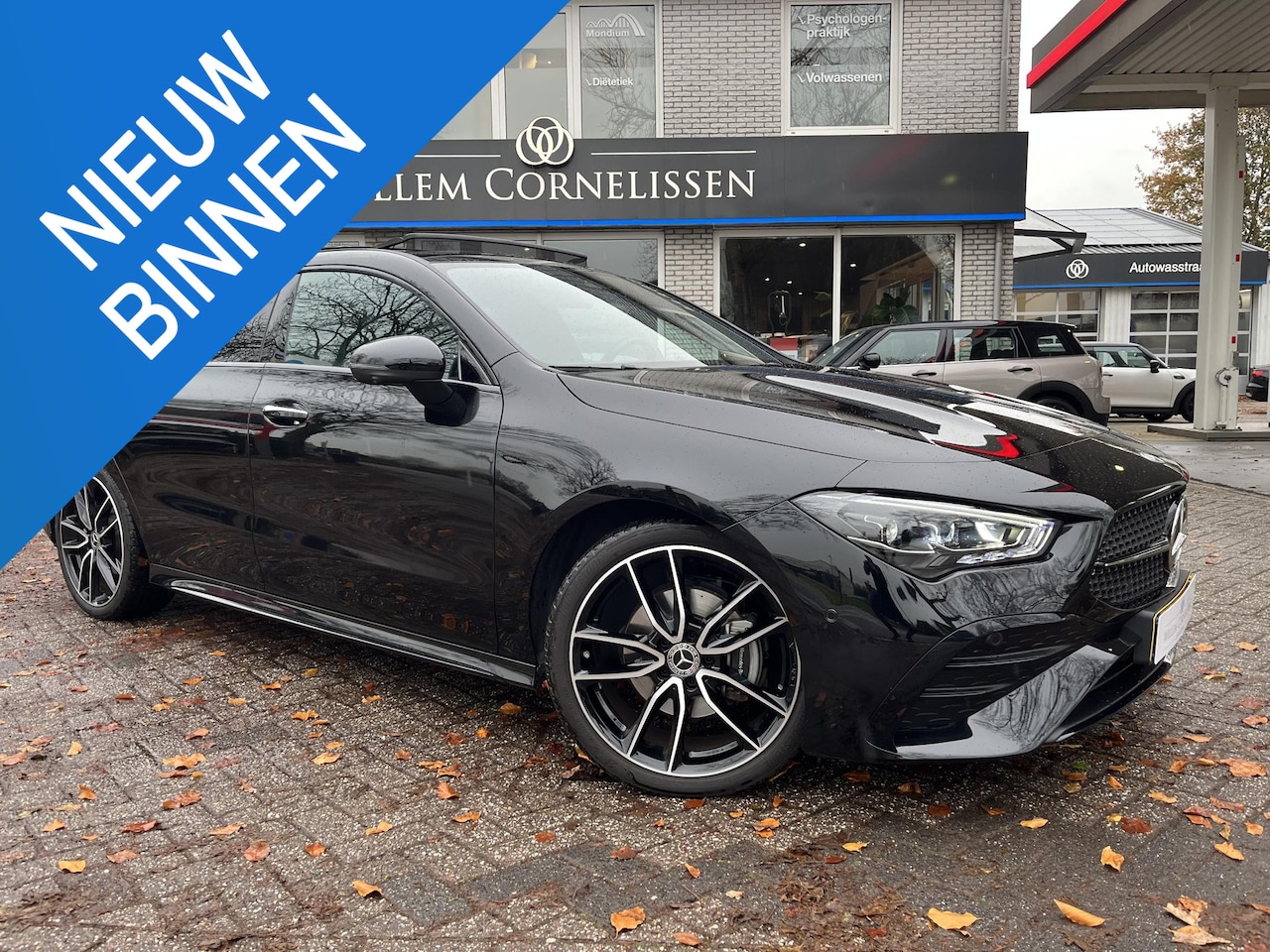 Mercedes-Benz CLA-klasse Shooting Brake - 180 Star Edition AMG Line Pano HUD Elc Stoelen - AutoWereld.nl