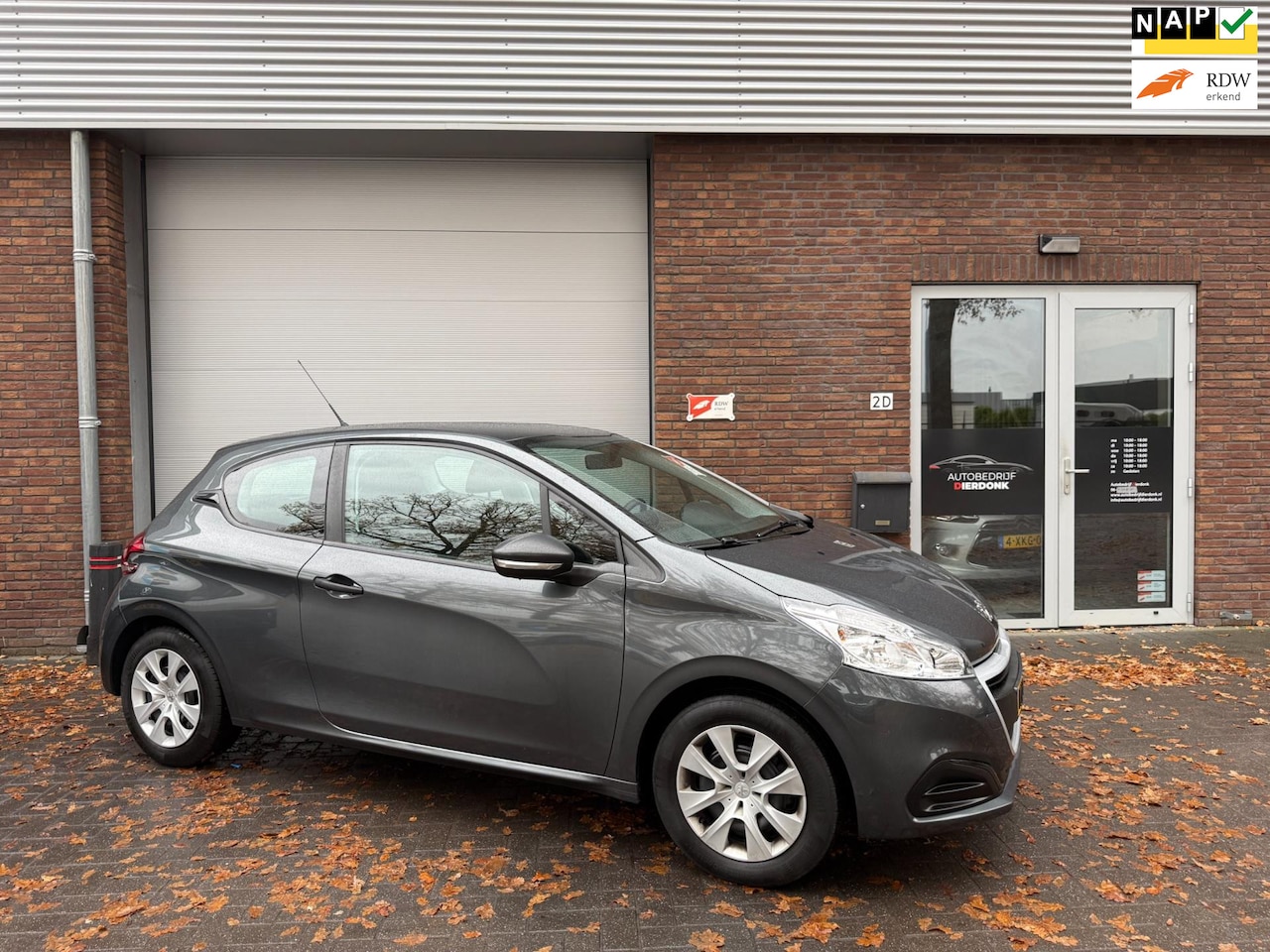 Peugeot 208 - 1.2 PureTech Access|APPLE CARPLAY|NIEUWE APK - AutoWereld.nl
