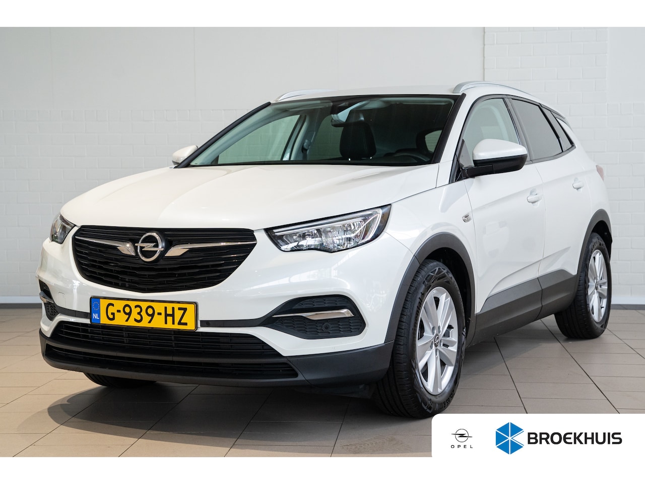 Opel Grandland X - 1.2 Turbo 130PK Business + | Climate Controle | Camera | Navigatie | Comfort Stoelen | App - AutoWereld.nl