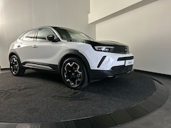 Opel Mokka Electric - Ultimate 50 kWh Topstaat zeer sportieve Mokka | Multimedia | Navi Pro | Zwart dak en motor