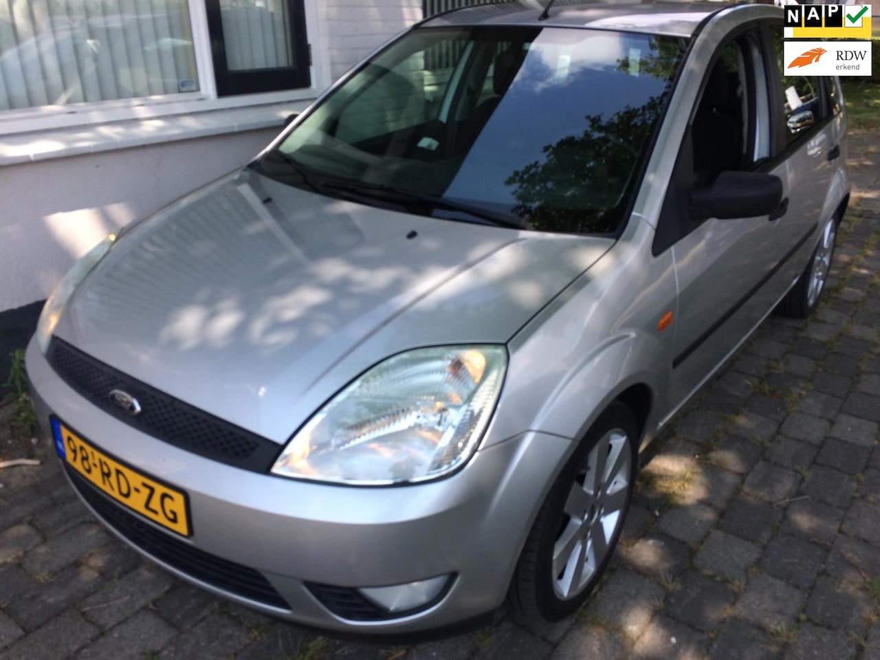Ford Fiesta - 1.3 Futura 1.3 Futura - AutoWereld.nl