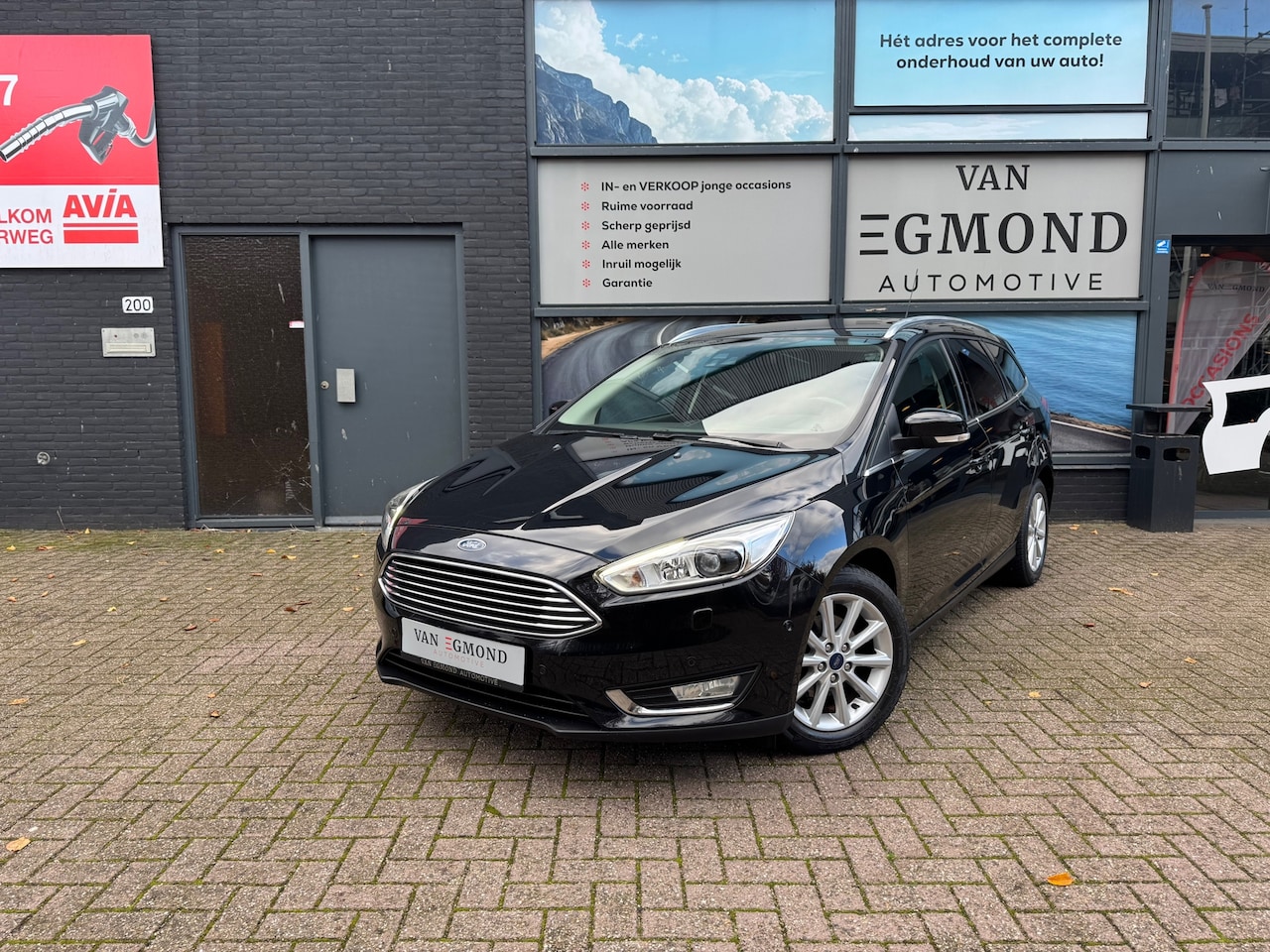 Ford Focus Wagon - 1.0 Titanium Edition 1.0 Titanium Edition - AutoWereld.nl