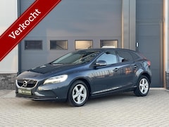 Volvo V40 - 2.0 T2 Momentum|Navi|LED|Cruise|Stoelverwarming