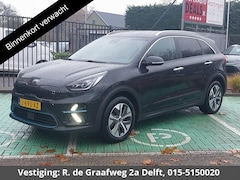 Kia e-Niro - ExecutiveLine 64 kWh 450 km actieradius | Navigatie | Stoelverwarming | Leder |