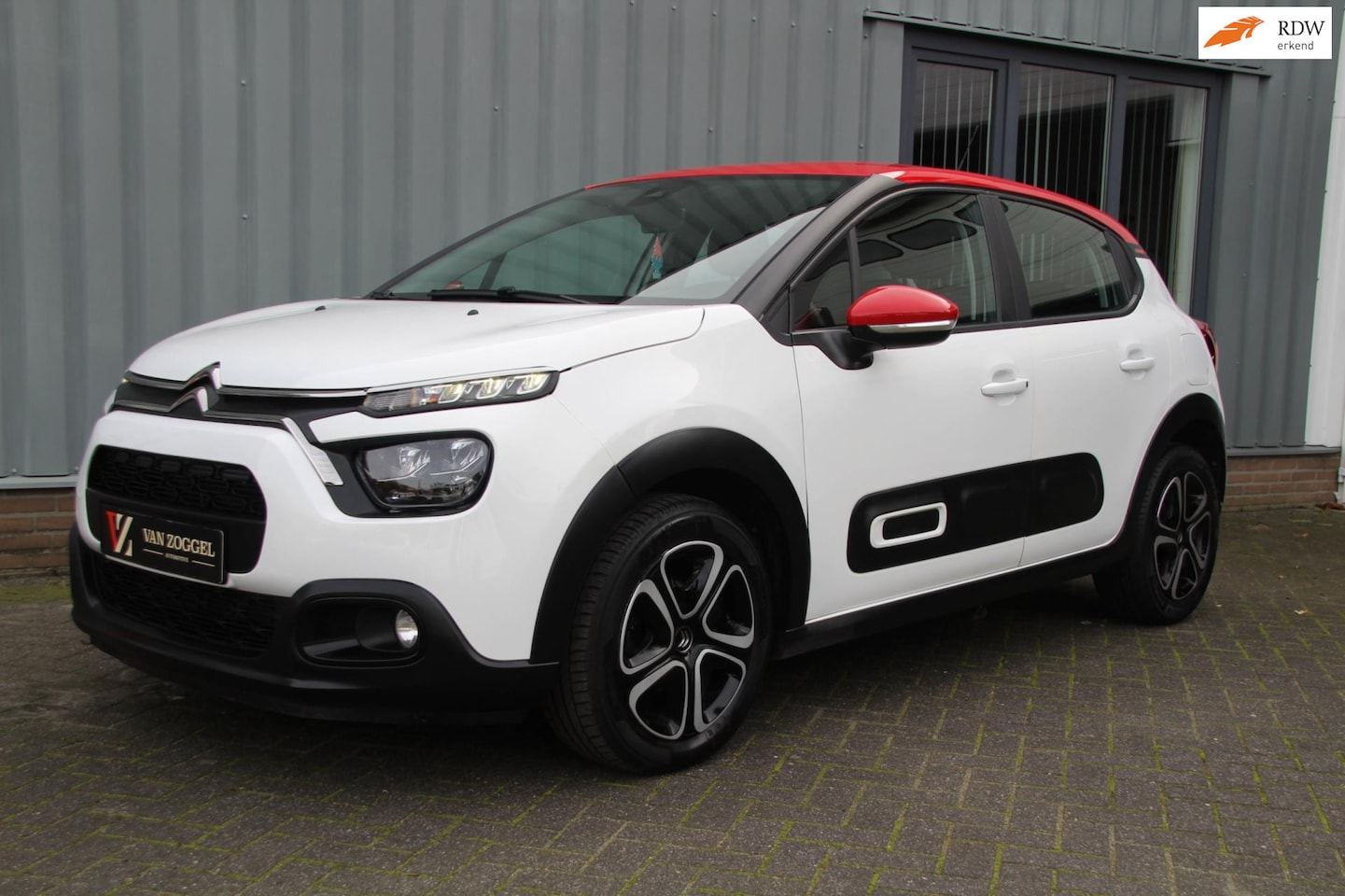 Citroën C3 - C3 1.2 110PK Shine | AUTOMAAT | AppleCarplay/Androi - AutoWereld.nl