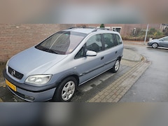 Opel Zafira - 2.2-16V Elegance