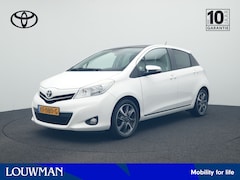 Toyota Yaris - 1.3 VVT-i Dynamic | Glazen Panoramadak | Navigatie |