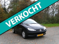 Peugeot 206 - 1.4 X-Design . AUTOMAAT . 5 Deurs . Airco . Achterspoiler . Elec ramen . enz