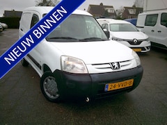 Peugeot Partner - 170C 1.6 HDI 500kg VOORZIEN VAN ZIJSCHUIFDEUR+TREKAAK