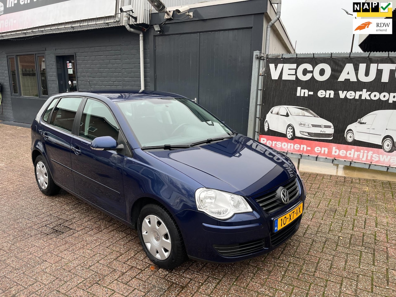 Volkswagen Polo - 1.4-16V Optive automaat nieuwstaat unieke km NL auto - AutoWereld.nl