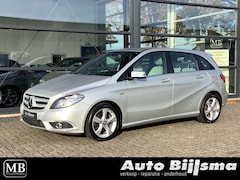 Mercedes-Benz B-klasse - 180 Ambition automaat, cruise, parkeersensoren, stoelverwarming