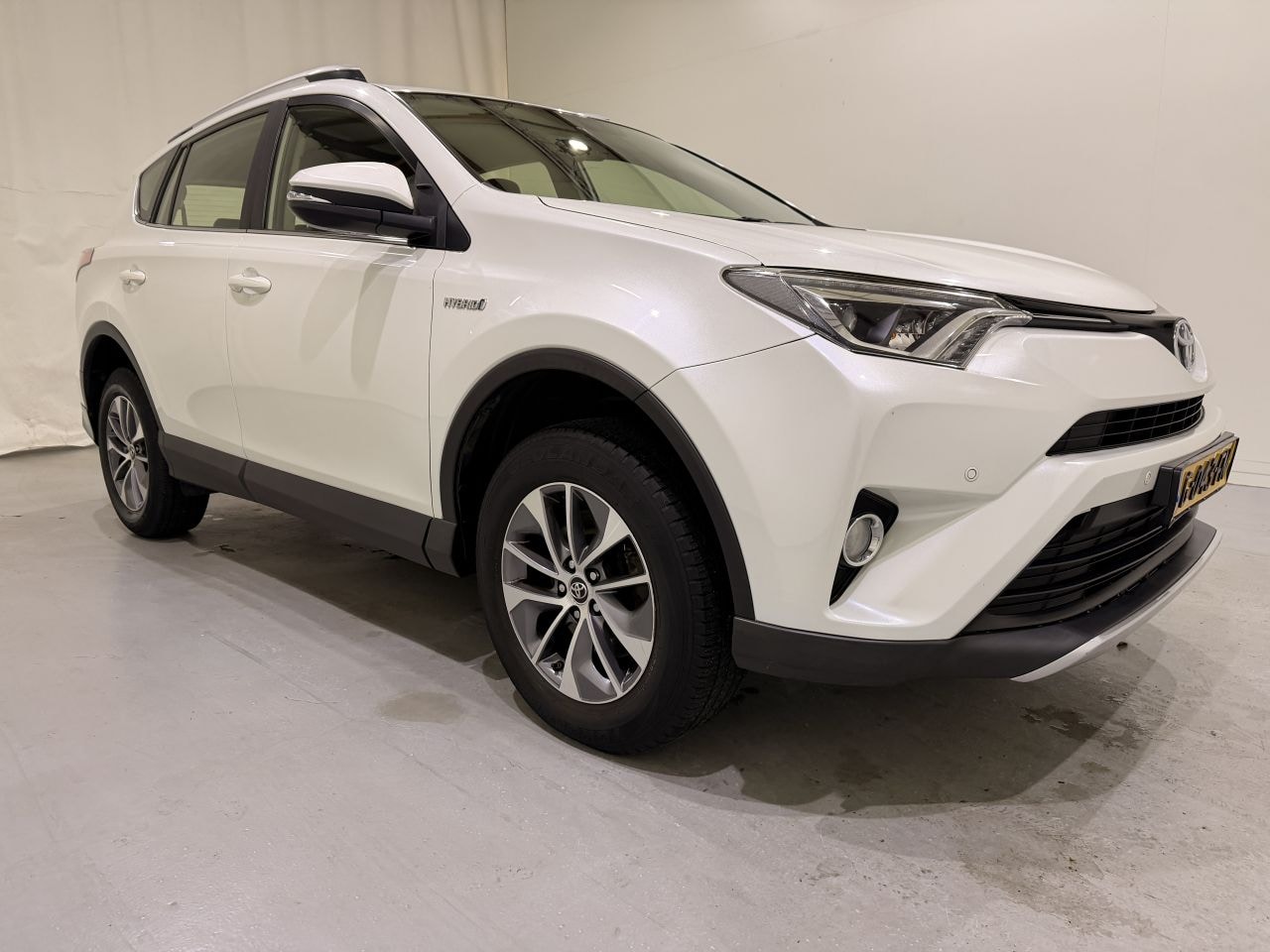 Toyota RAV4 - Rav-4 2.5 Hybrid Style Aut - AutoWereld.nl
