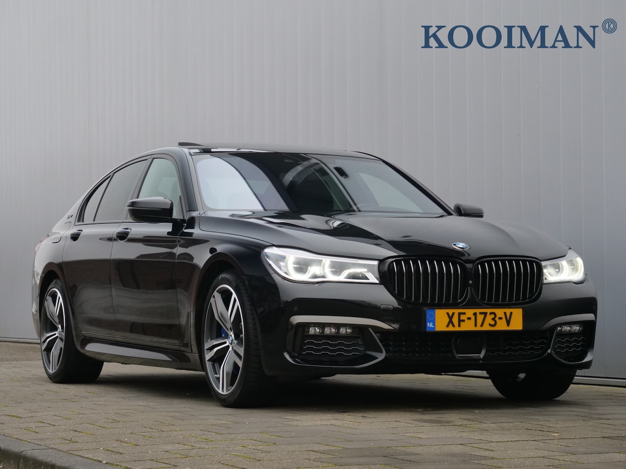 BMW 7-serie - 740e iPerformance High Executive 326 Pk Automaat Navi / Leer / DAB / Schuifdak / M-pakket - AutoWereld.nl