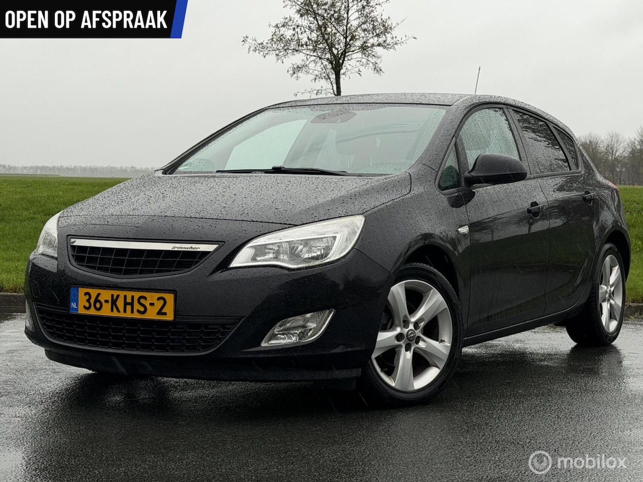 Opel Astra - 1.6 Edition NIEUW BINNEN ! - AutoWereld.nl