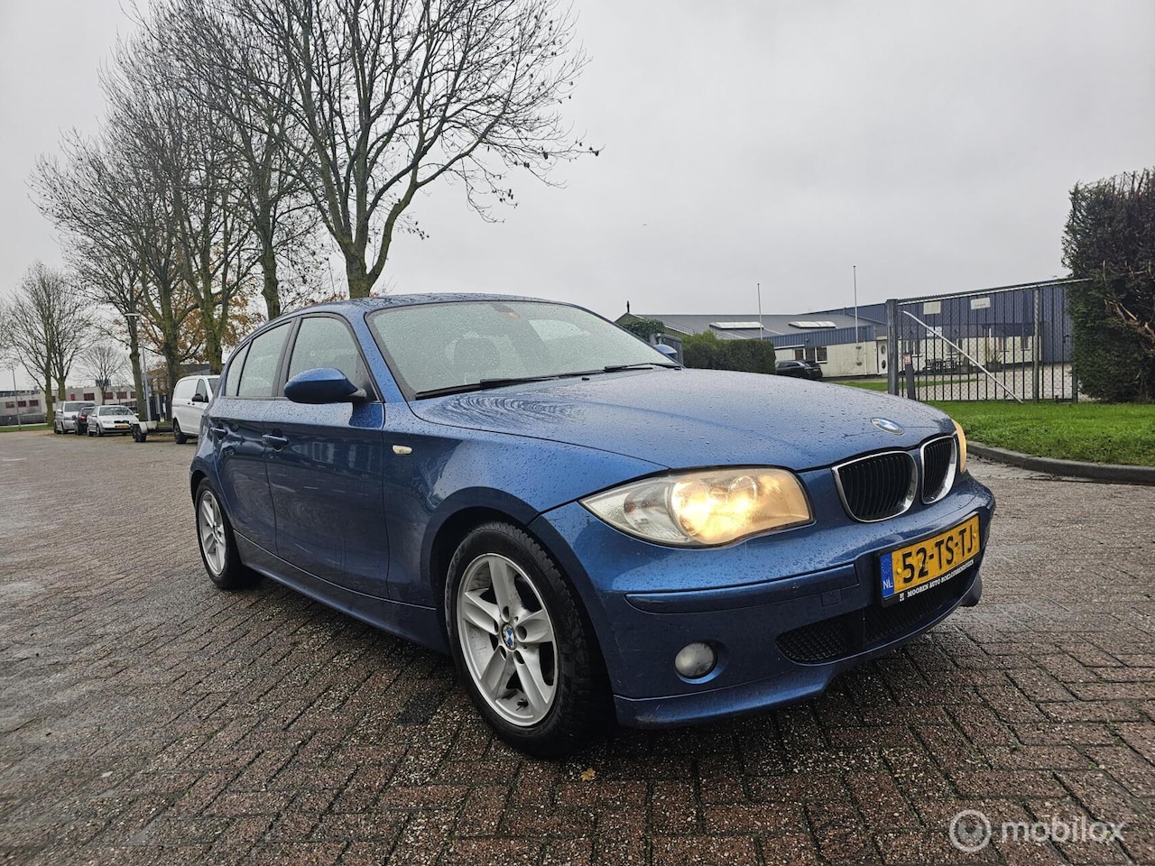 BMW 1-serie - 116i Business Line Eerste Eigenaar - AutoWereld.nl