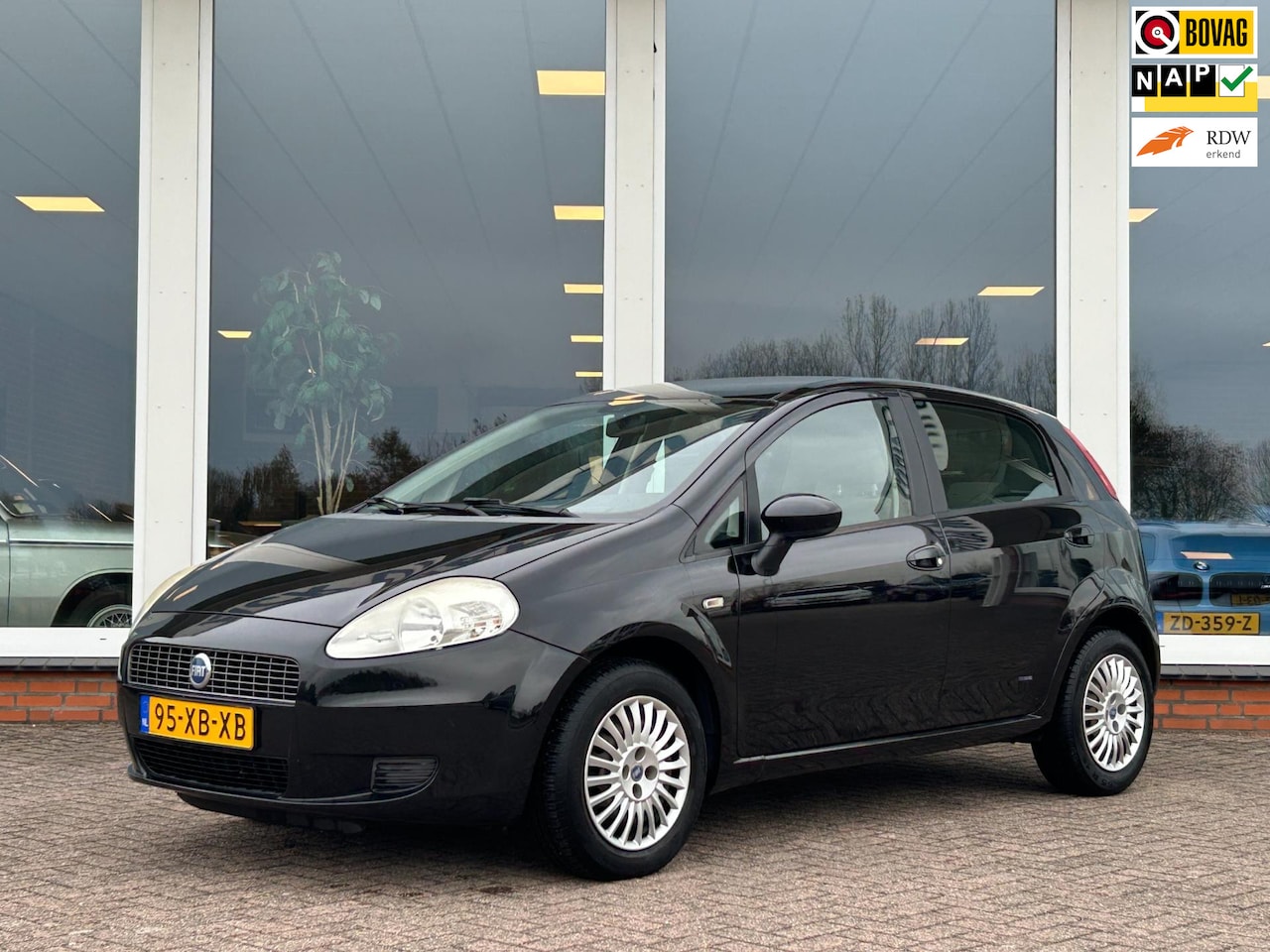 Fiat Grande Punto - 1.4 Dynamic AUT. - Origineel NL - NAP - 60.108 KM - UNIEK - AutoWereld.nl