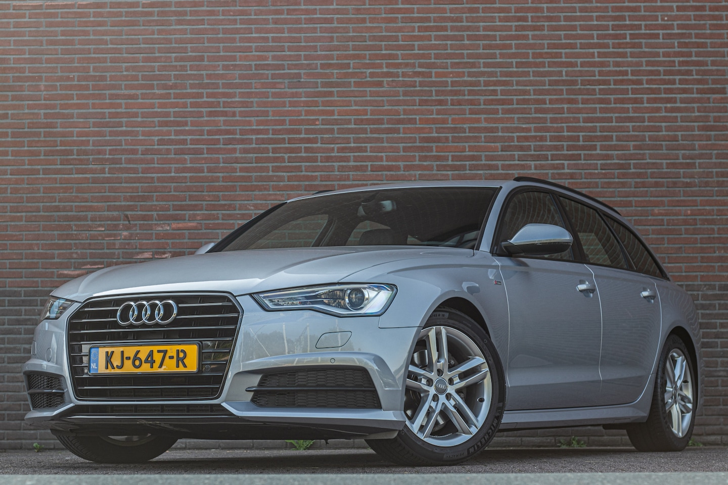 Audi A6 - 1.8 TFSI S-tronic Adrelin Sport, Origineel NL, S-Line, Stoelverwarming, Navigatie, Sportst - AutoWereld.nl