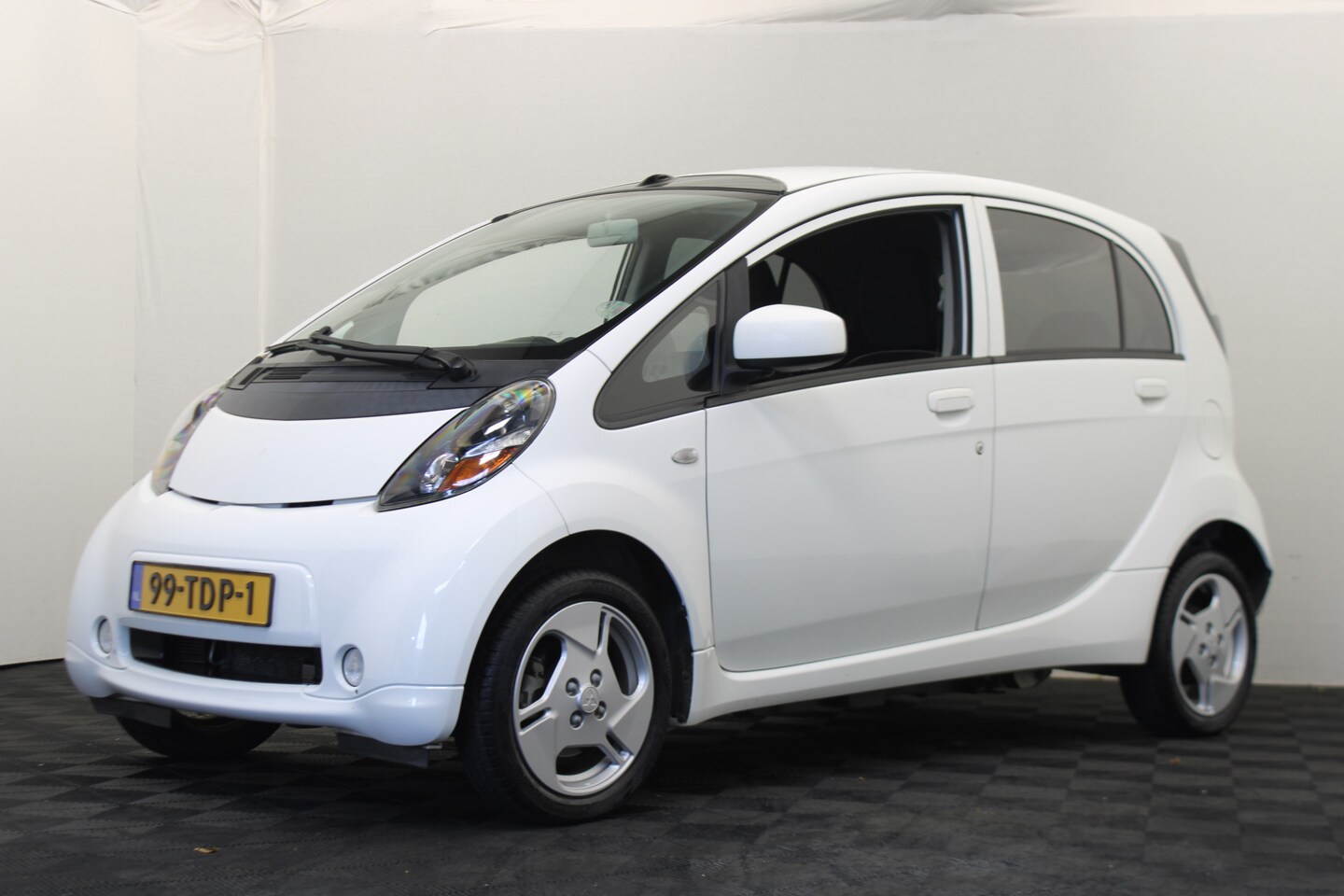 MITSUBISHI I-MIEV