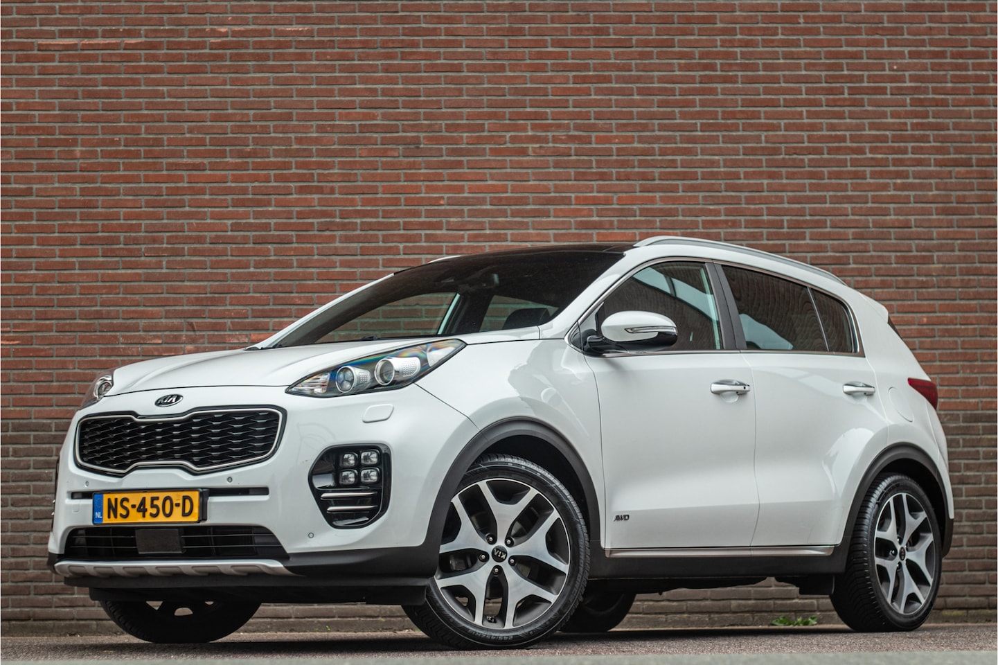 Kia Sportage - 1.6 T-GDI DCT-7 4WD GT-PlusLine, Origineel NL, Stoelkoeling, Xenon, JBL, Camera, Panoramad - AutoWereld.nl