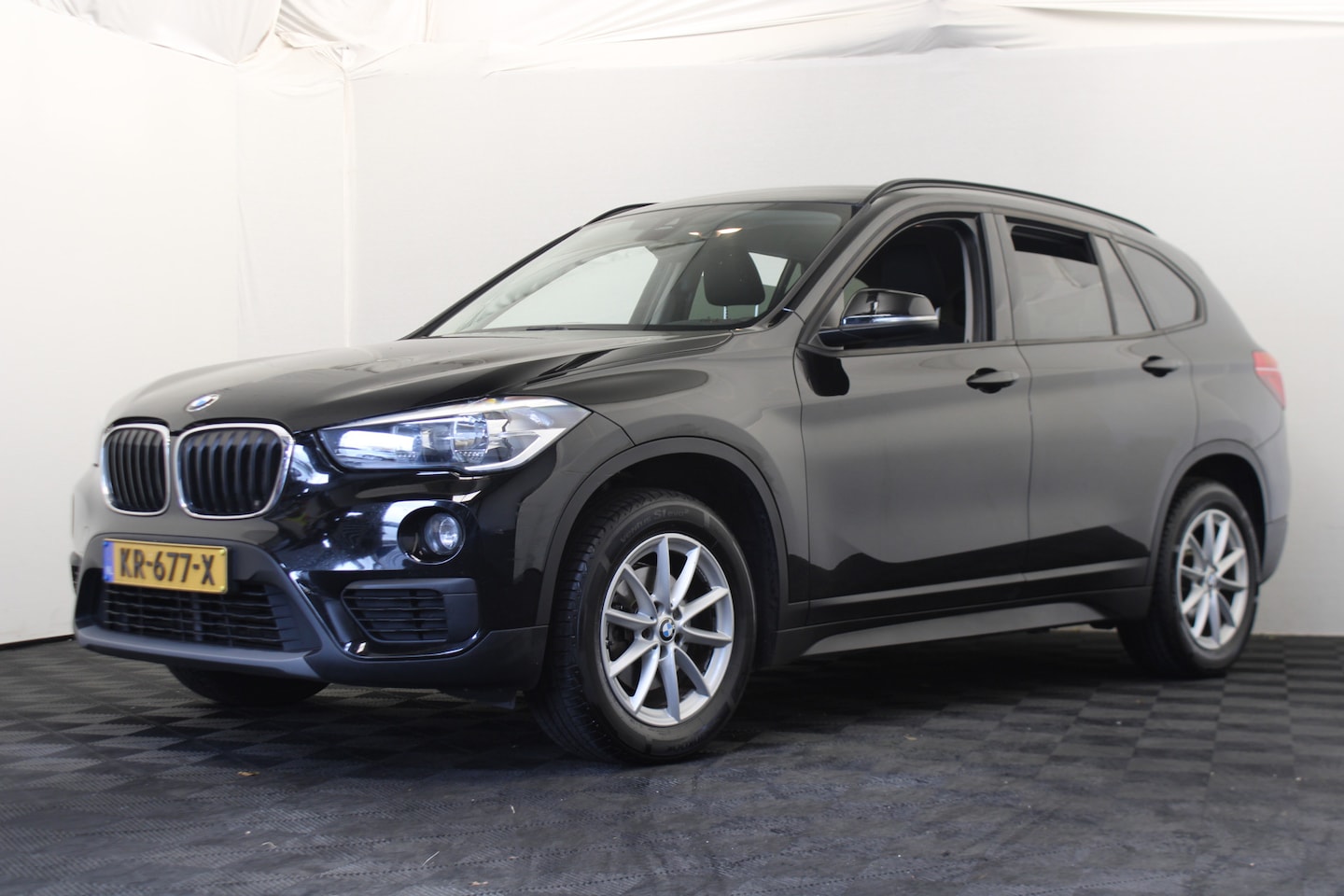 BMW X1 - sDrive18i Sport - AutoWereld.nl