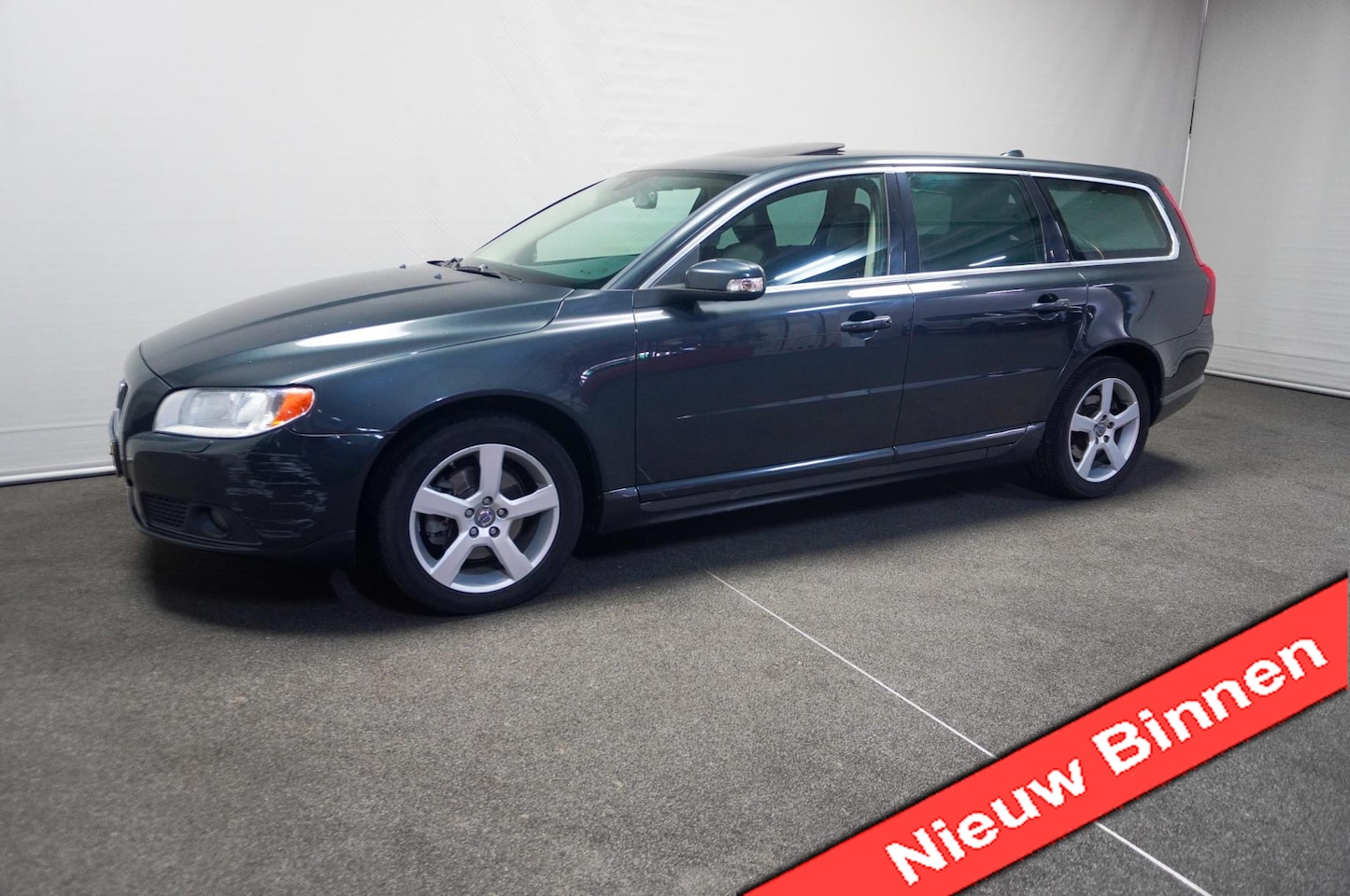 Volvo V70 - 3.2 Kinetic 3.2 Kinetic - AutoWereld.nl