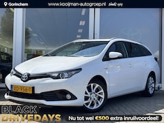 Toyota Auris Touring Sports - 1.8 Hybrid | Navigatie | Trekhaak | Camera | Cruise Controle | 1ste eigenaar en 100% deale