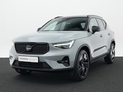 Volvo XC40 - B4 Plus Black Edition | Harman Kardon | 360° Camera | Panoramadak | 20" | Trekhaak | Nubuc