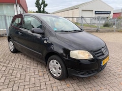 Volkswagen Fox - 1.2 Optive nwe apk mooi goed rijdende auto staat op winterbandjes , topprijs incl nieuwe a