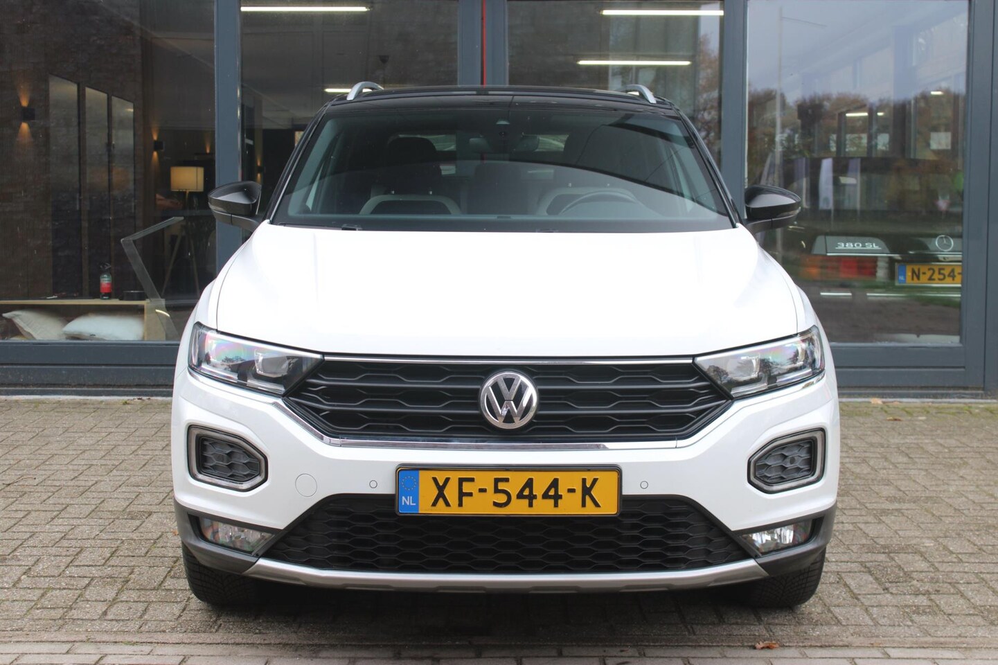 Volkswagen T-Roc - 1.0 TSI Sport | Adaptive Cruise | Virtual display |N.A.P.| Trekhaak 1300kg | Carplay | All - AutoWereld.nl
