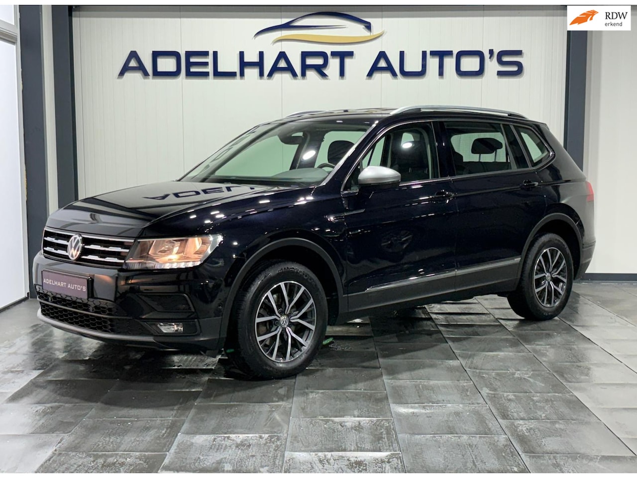 Volkswagen Tiguan Allspace - 1.5 TSI Comfortline / Navigatie full map / Camera / Cruise control / Climate control / etc - AutoWereld.nl