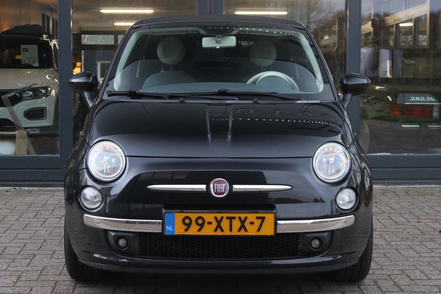 Fiat 500 C - 0.9 TwinAir Lounge | Telefoonvoorbereiding | Schuifdak | Parkeersensoren | Premium Sound | - AutoWereld.nl