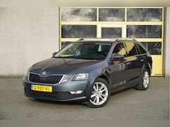 Skoda Octavia Combi - 1.0 TSI Automaat Clever Edition BJ2019 Lmv 17" | Led | Pdc | Navi | Trekhaak | App-Connect