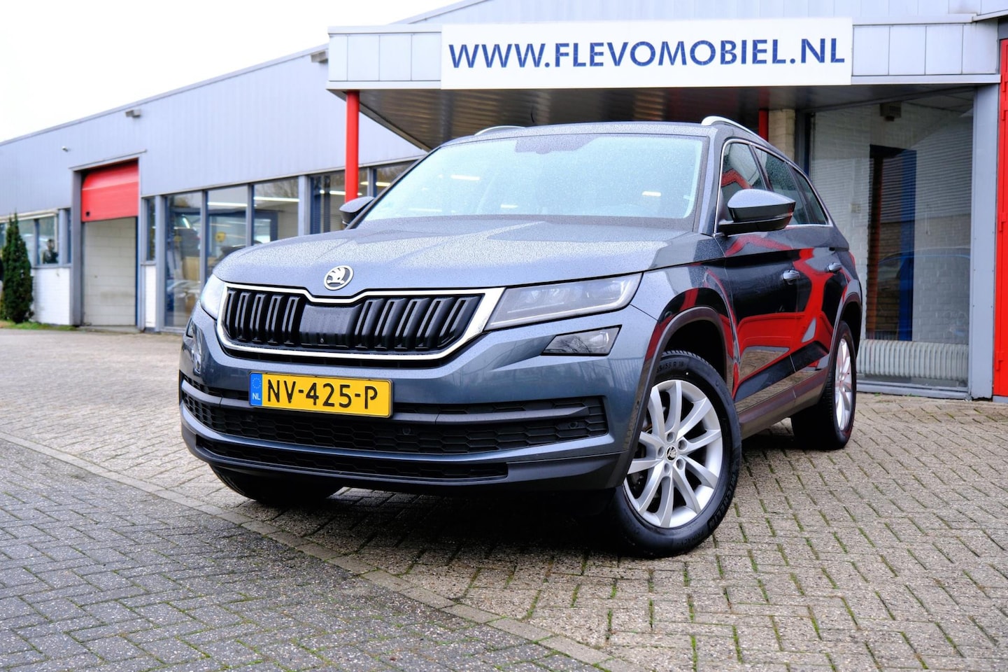 Skoda Kodiaq - 1.4 TSI 150pk 4x4 Aut. Style Navi|Cam|ParkAssist|LMV|Apple CarPlay - AutoWereld.nl