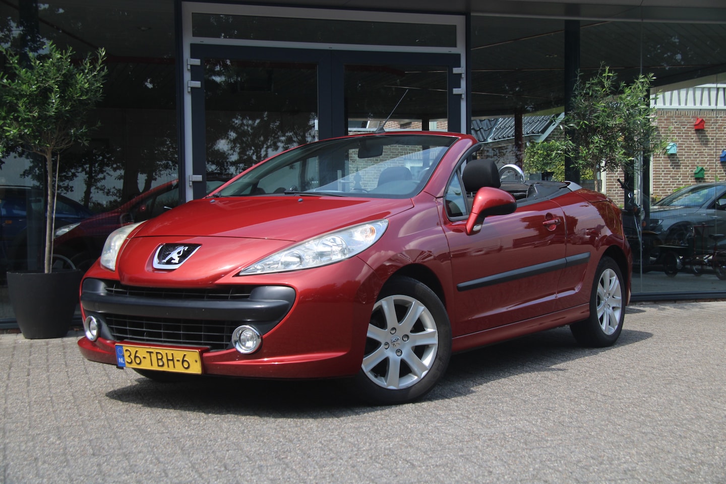 Peugeot 207 CC - 1.6 VTi | AC | Elec. pakket | - AutoWereld.nl